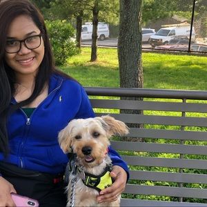 Meet your Posher, Dahlia